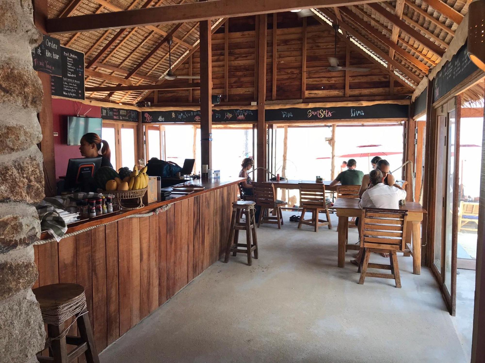 Castaway Beach Bungalows Шритану Экстерьер фото